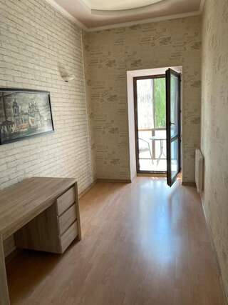 Дома для отпуска Дом в Аркадии Одесса Дом с 1 спальней-35